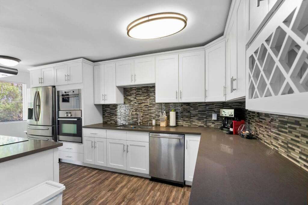 Epicurean Remodel In Central Location. Сиэтл Экстерьер фото